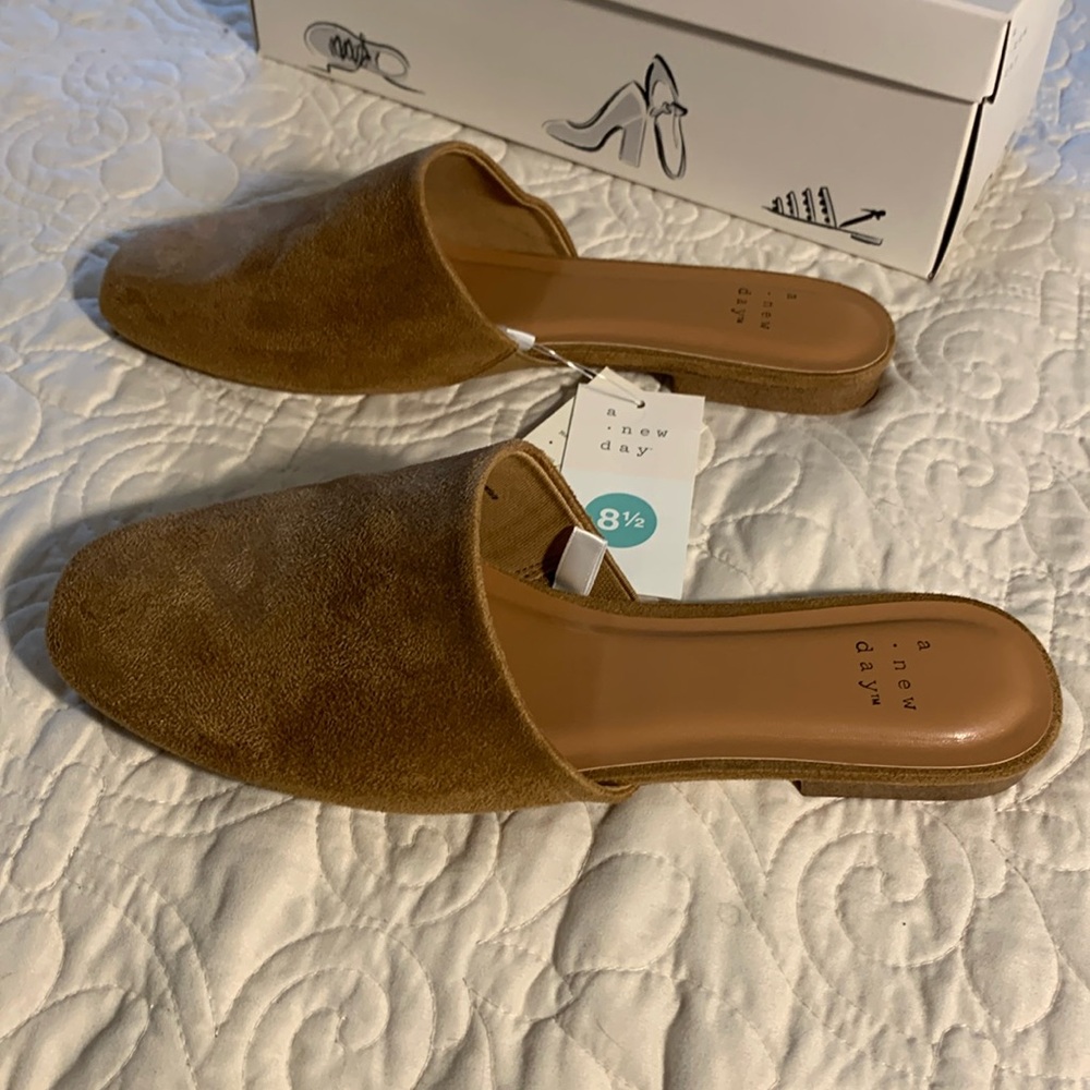 Suede mules NEW - Picture 3 of 11